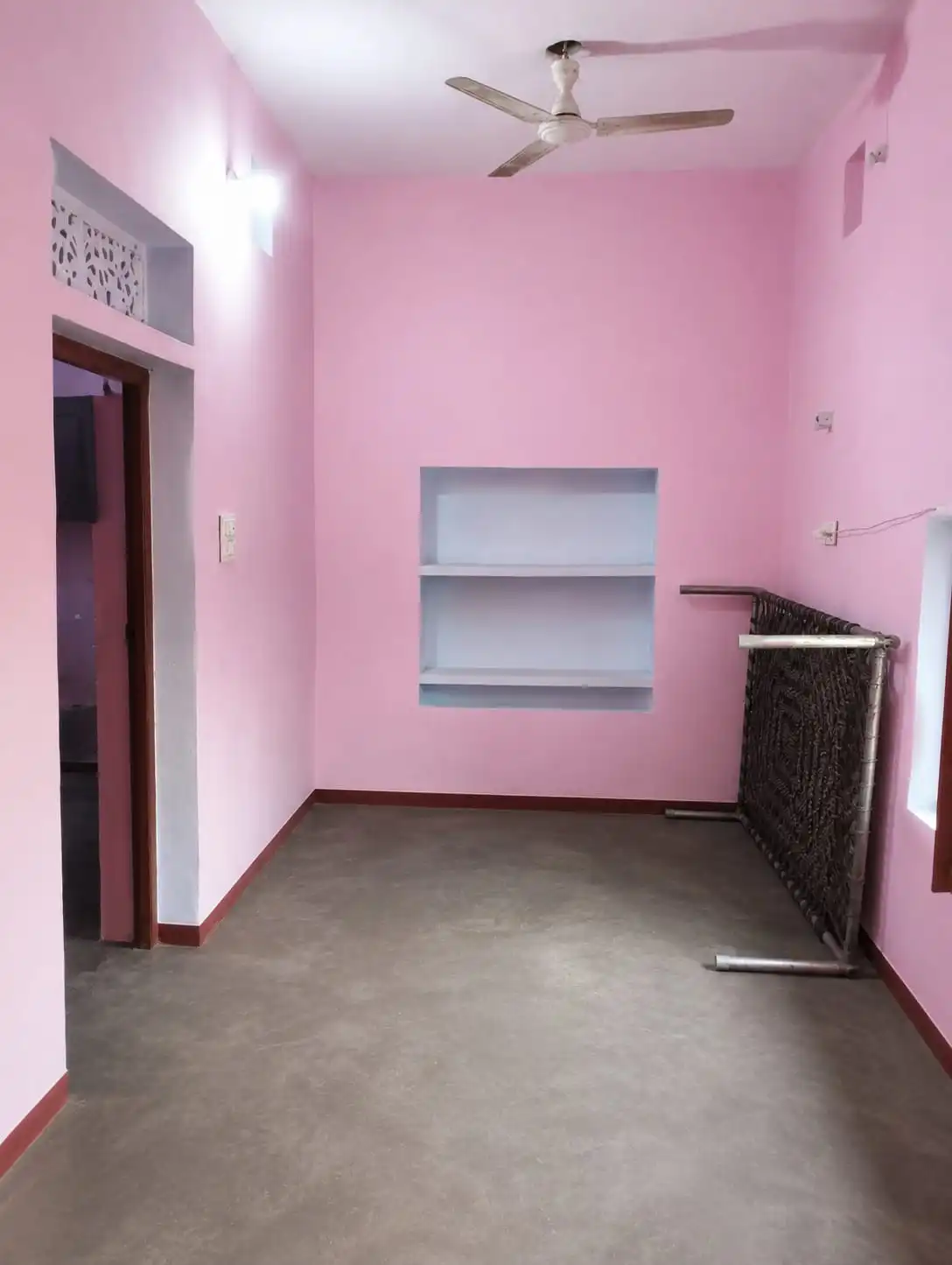 1 BHK Ground Floor House for Rent in Ganesh Colony, Pinto Park Gwalior photo 3